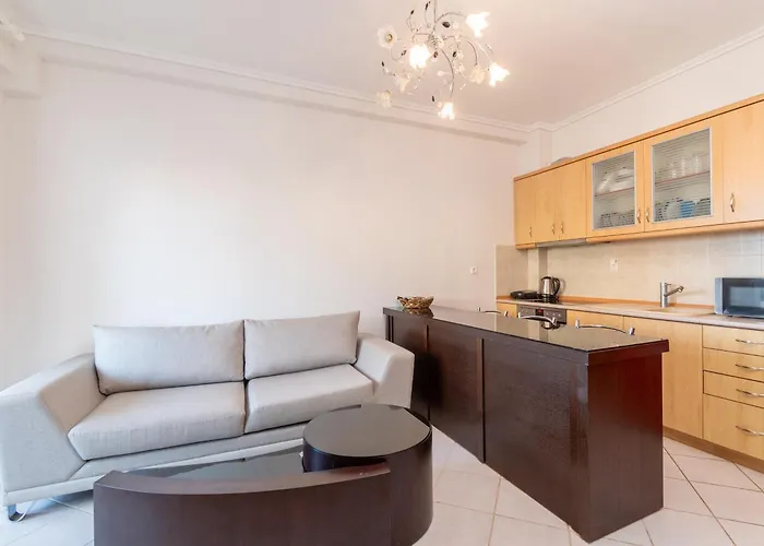 Theophile Apartman